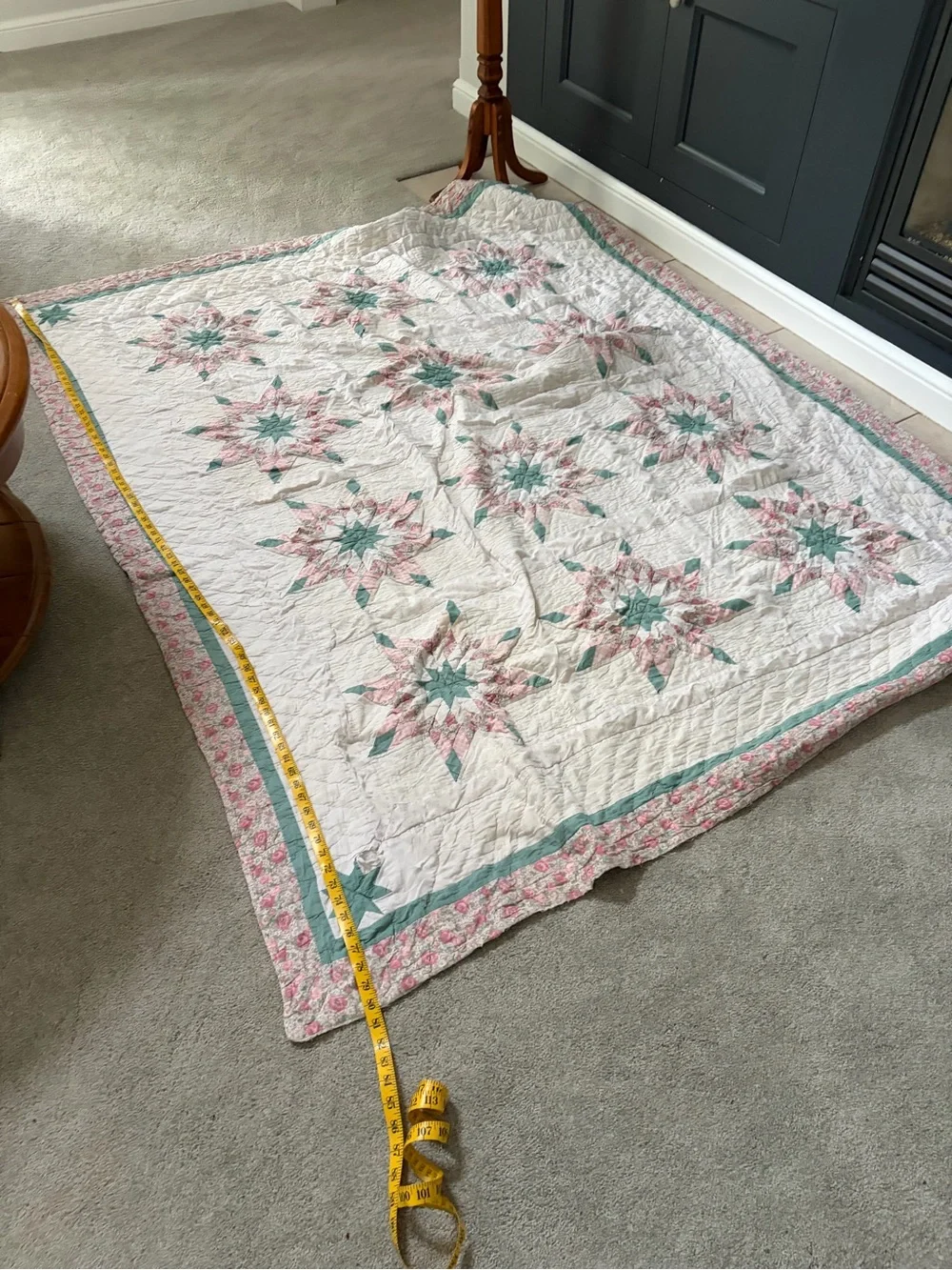Handmade Floral Star Patchwork Quilt in Pink and light green